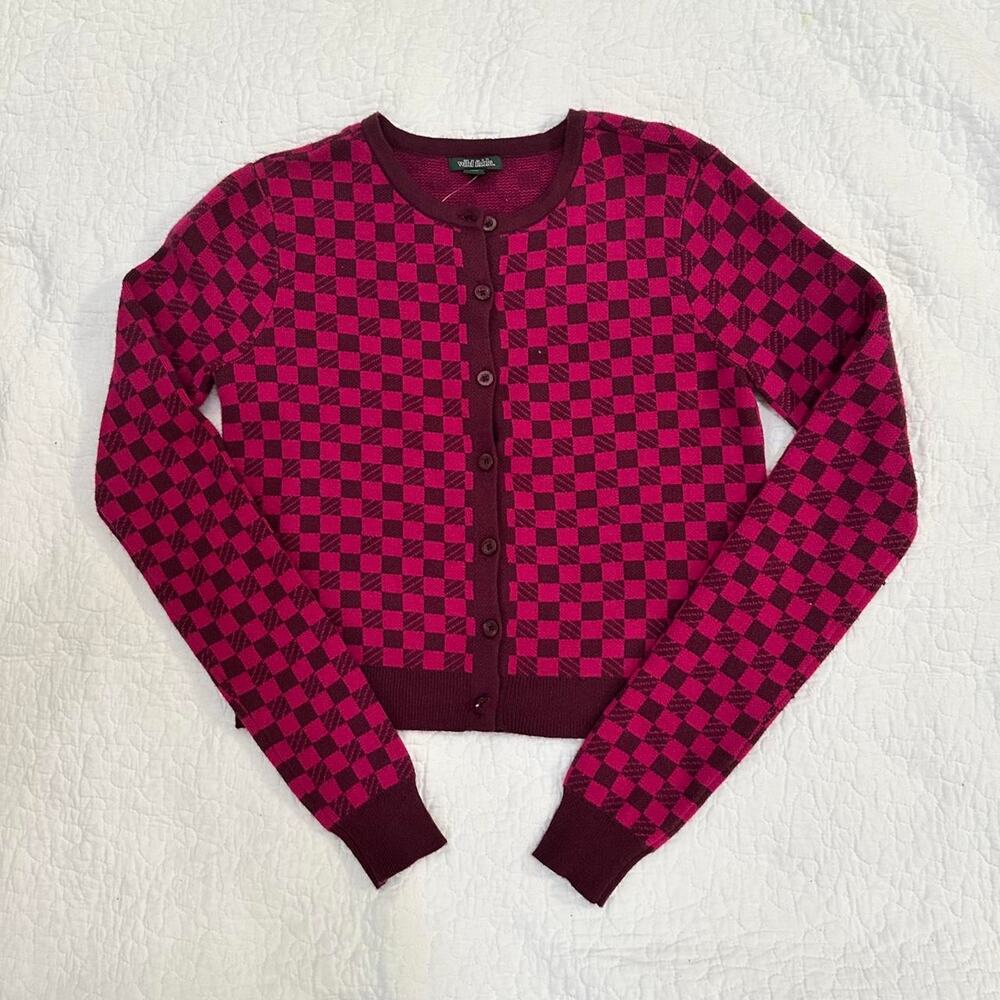 Wild fable pinkburgundy checkerboard cropped